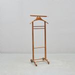 1369 3393 VALET STAND